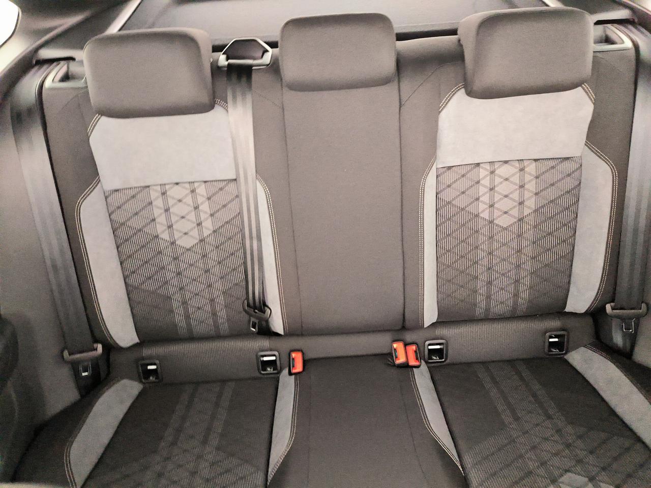 Volkswagen Taigo 1.0 tsi r-line plus 115cv dsg