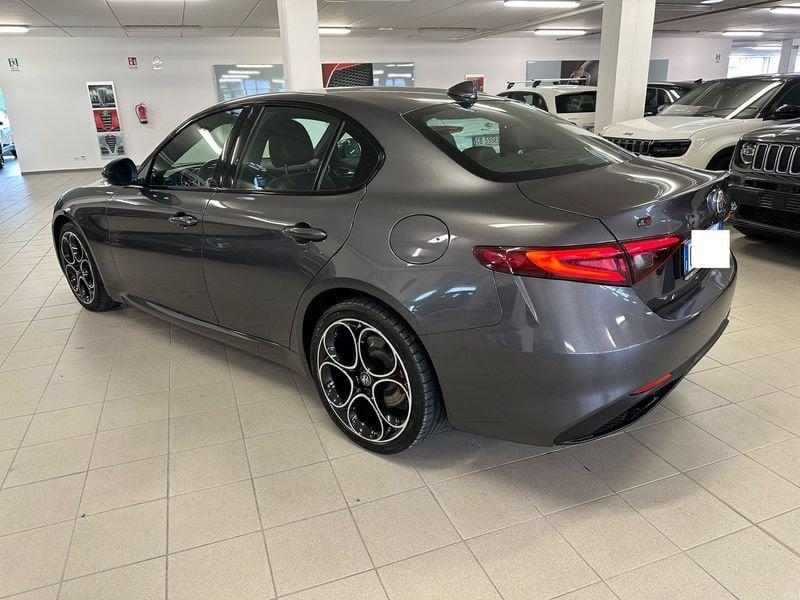 Alfa Romeo Giulia 2.2 Turbodiesel 210 CV AT8 AWD Q4 Veloce