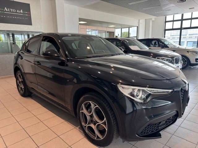 Alfa Romeo Stelvio 2.2 Turbodiesel 210 CV AT8 Q4 Super