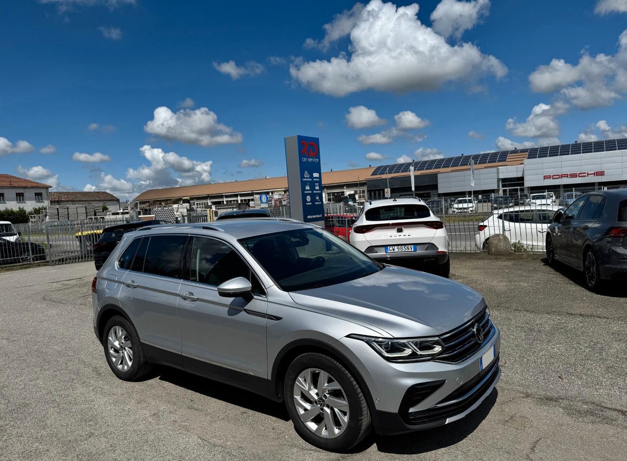 Volkswagen Tiguan 2.0 tdi Elegance 150cv DSG /NO VINCOLI/PRONTA