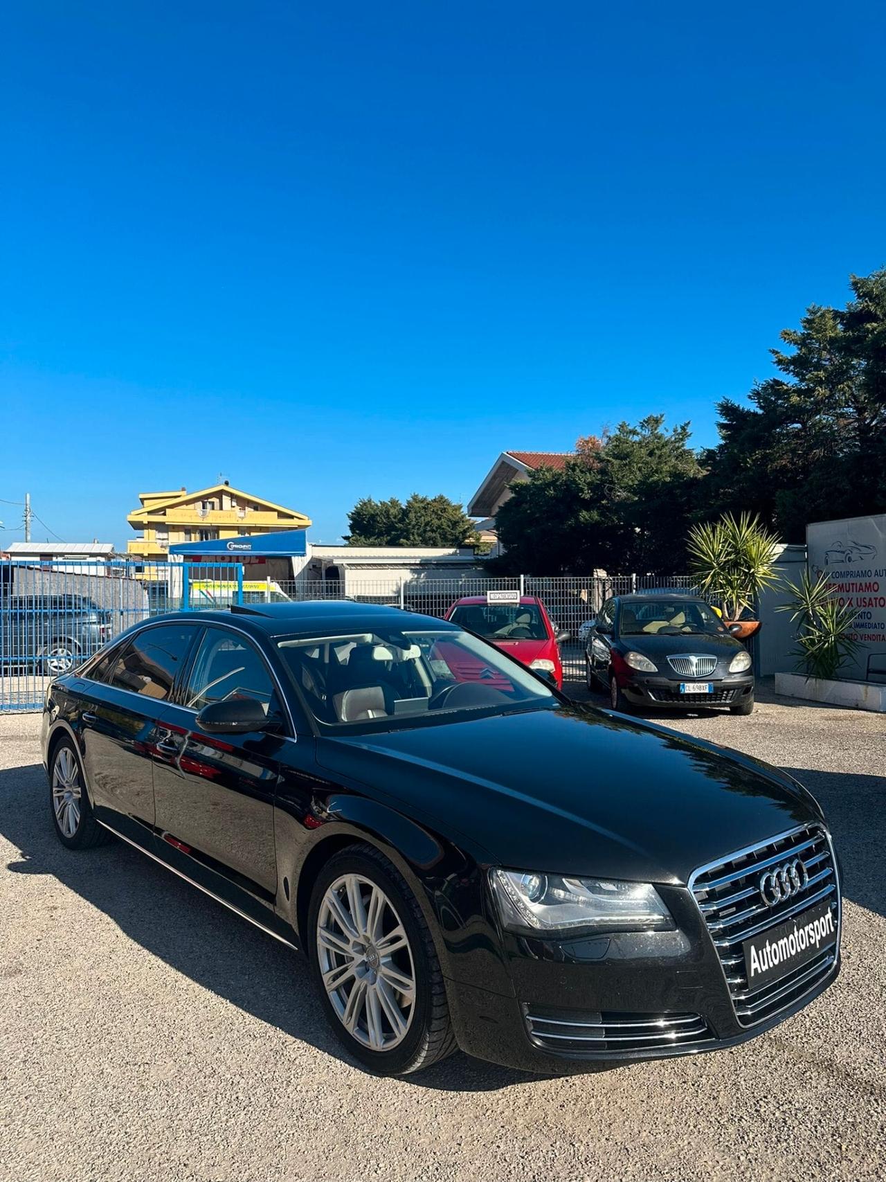 Audi A8 3.0 TDI 250 CV clean diesel quattro tiptronic