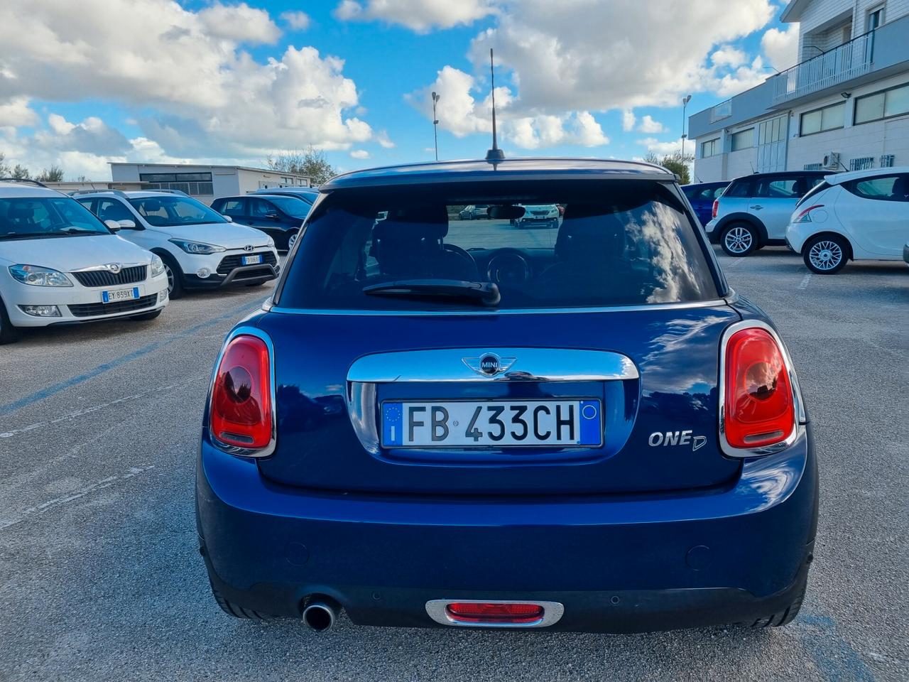 Mini 1.5 One D Business XL