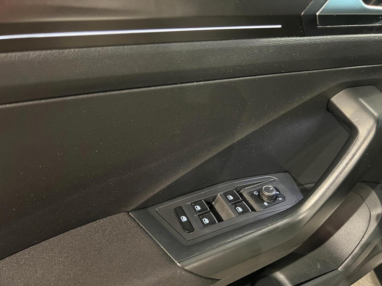 Volkswagen T-Roc 1.6 TDI SCR Style BlueMotion