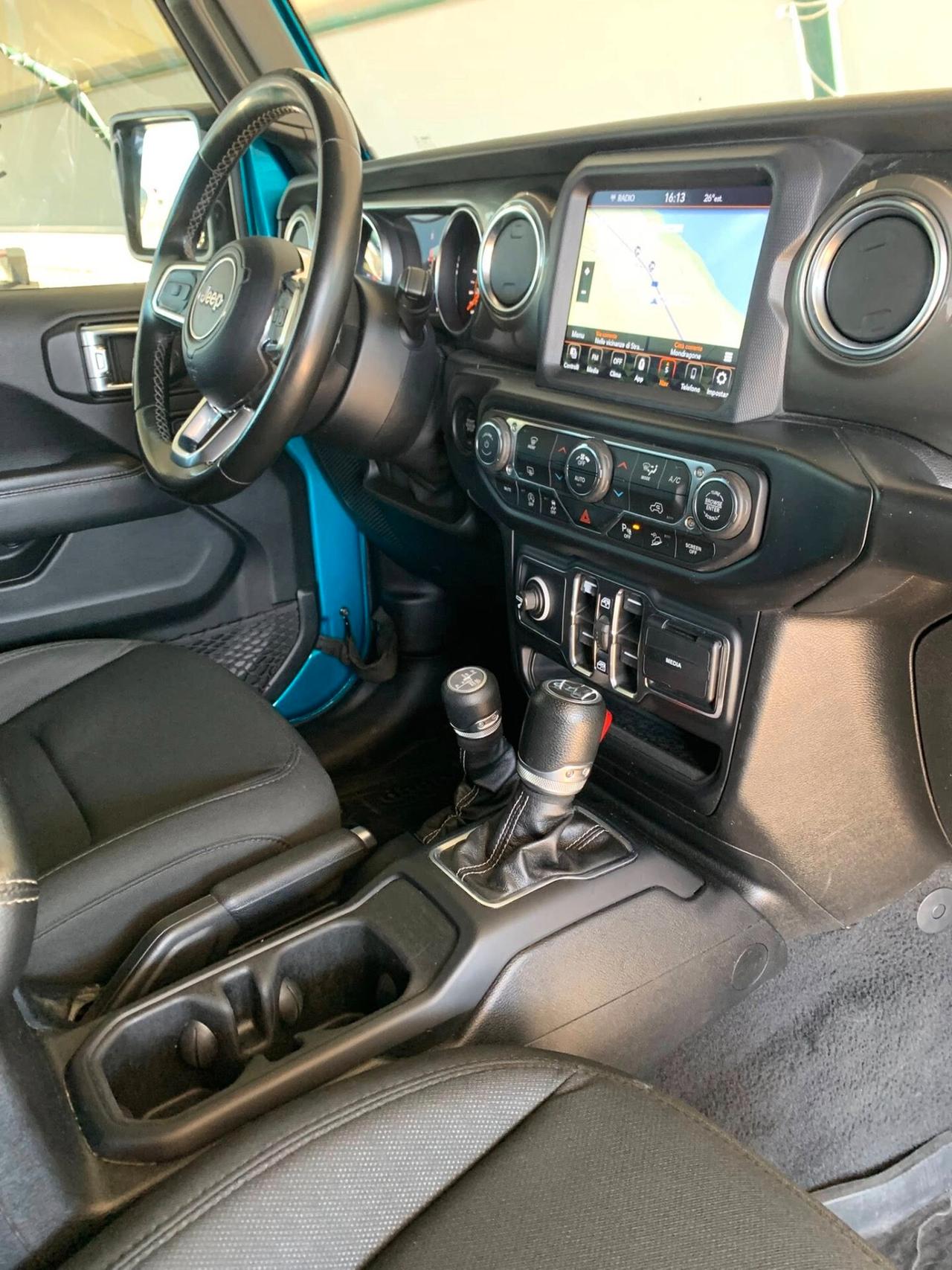 Jeep Wrangler 2.2 Mjt II Sahara uniprò