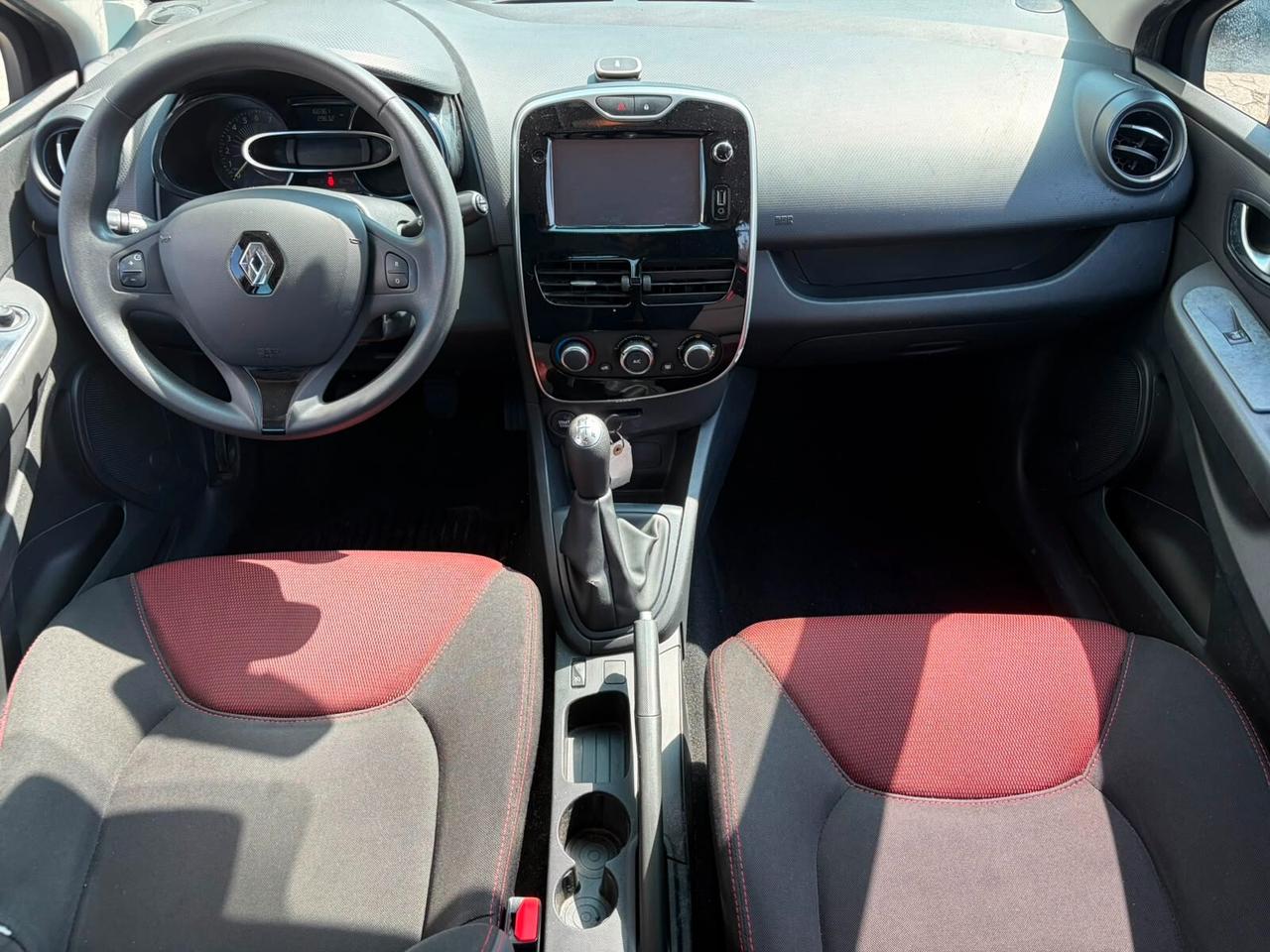Renault Clio 1.2 75CV 5 porte Wave