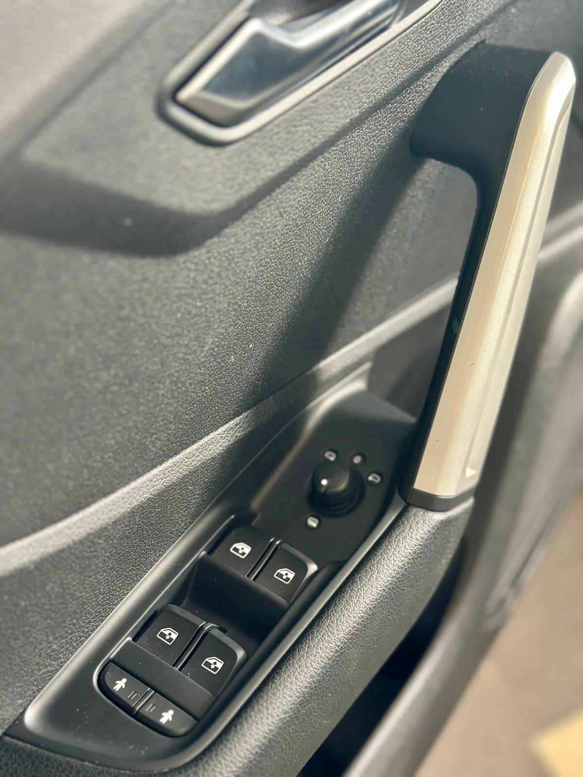 Audi Q2 30 TDI S tronic Admired Advanced