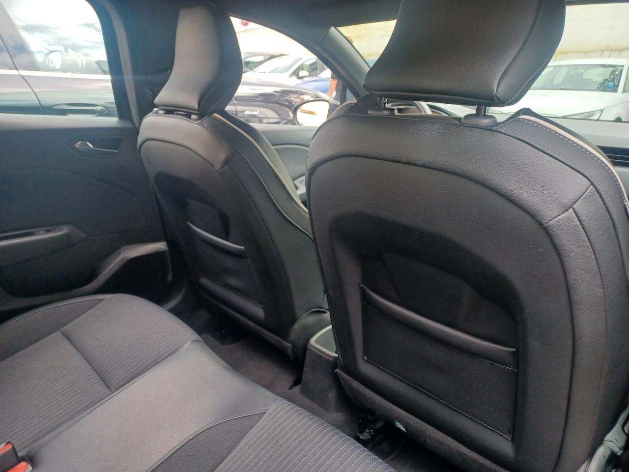 Renault Clio TCe GPL 5 porte Intense 2022