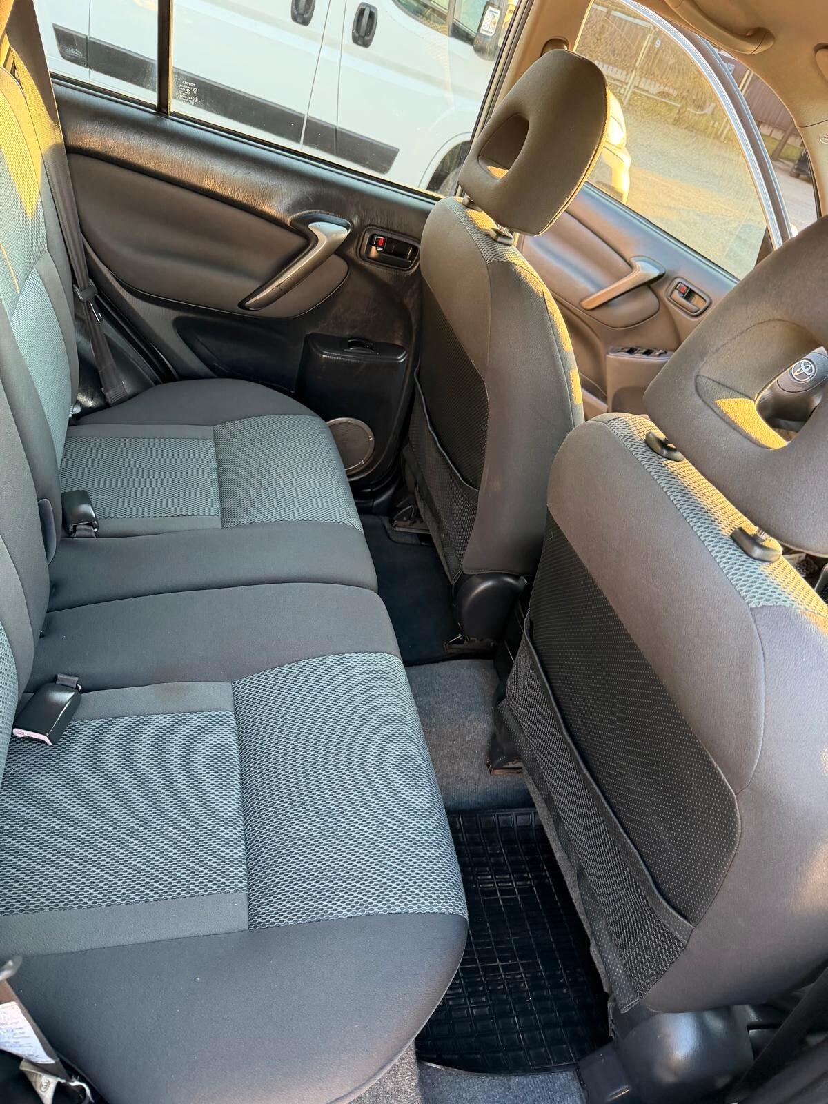 Toyota RAV 4 RAV4 2.0 Tdi D-4D cat 5 porte