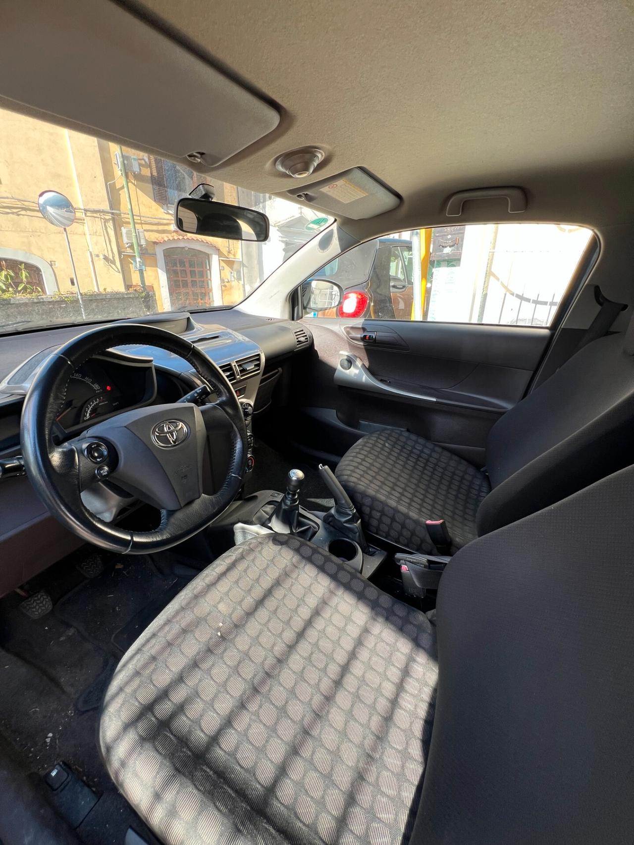 Toyota iQ 1.0 Fendinebbia A/C Sensori Parcheggio