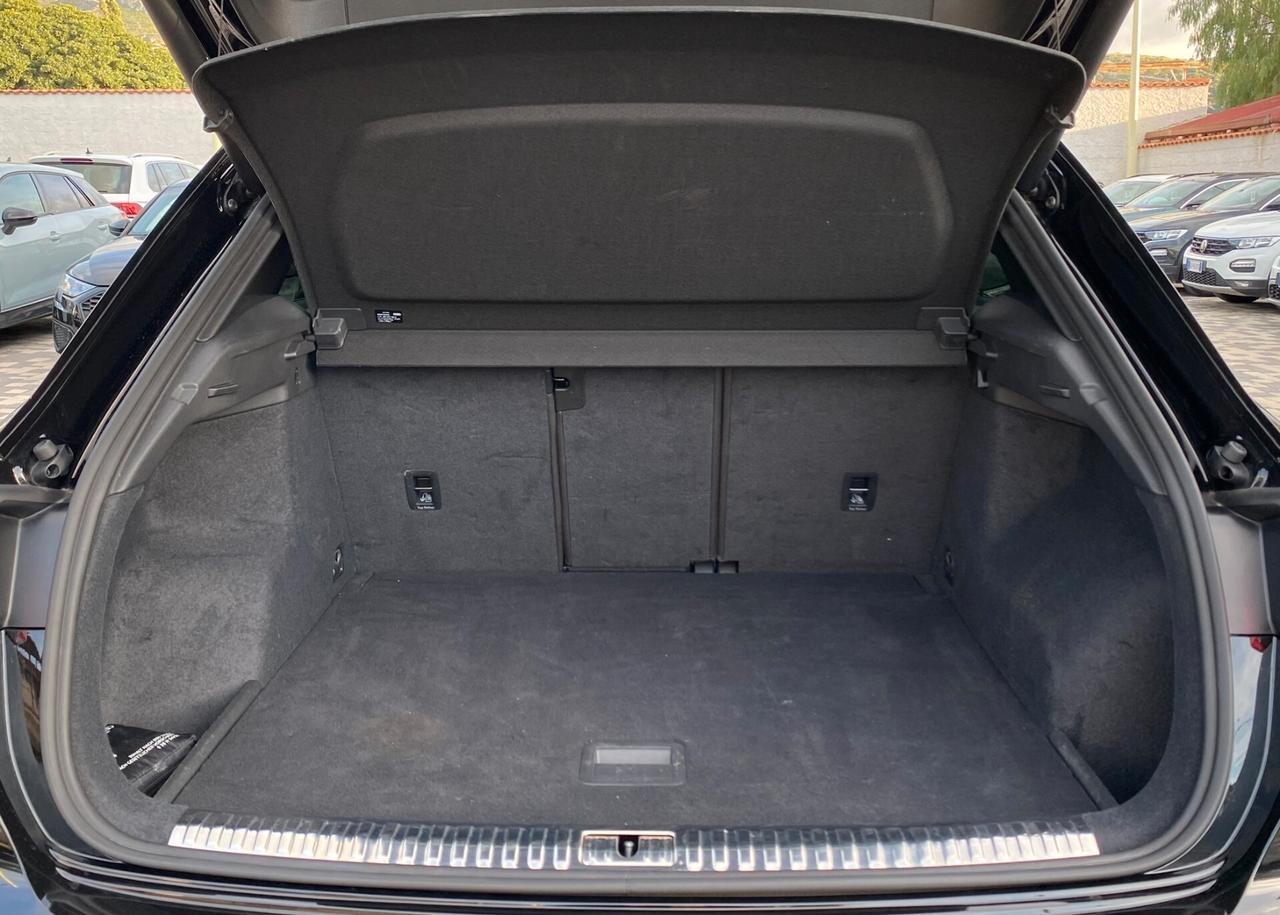 Audi RSQ3 2.5 TFSI 400CV s-tronic quattro