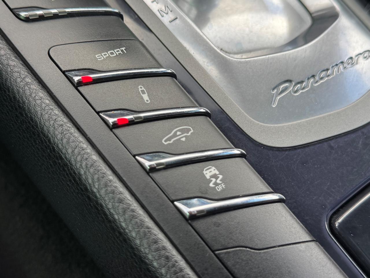 PORSCHE PANAMERA 3.0 D V6 300 CV EDITION TETTO SCARICHI