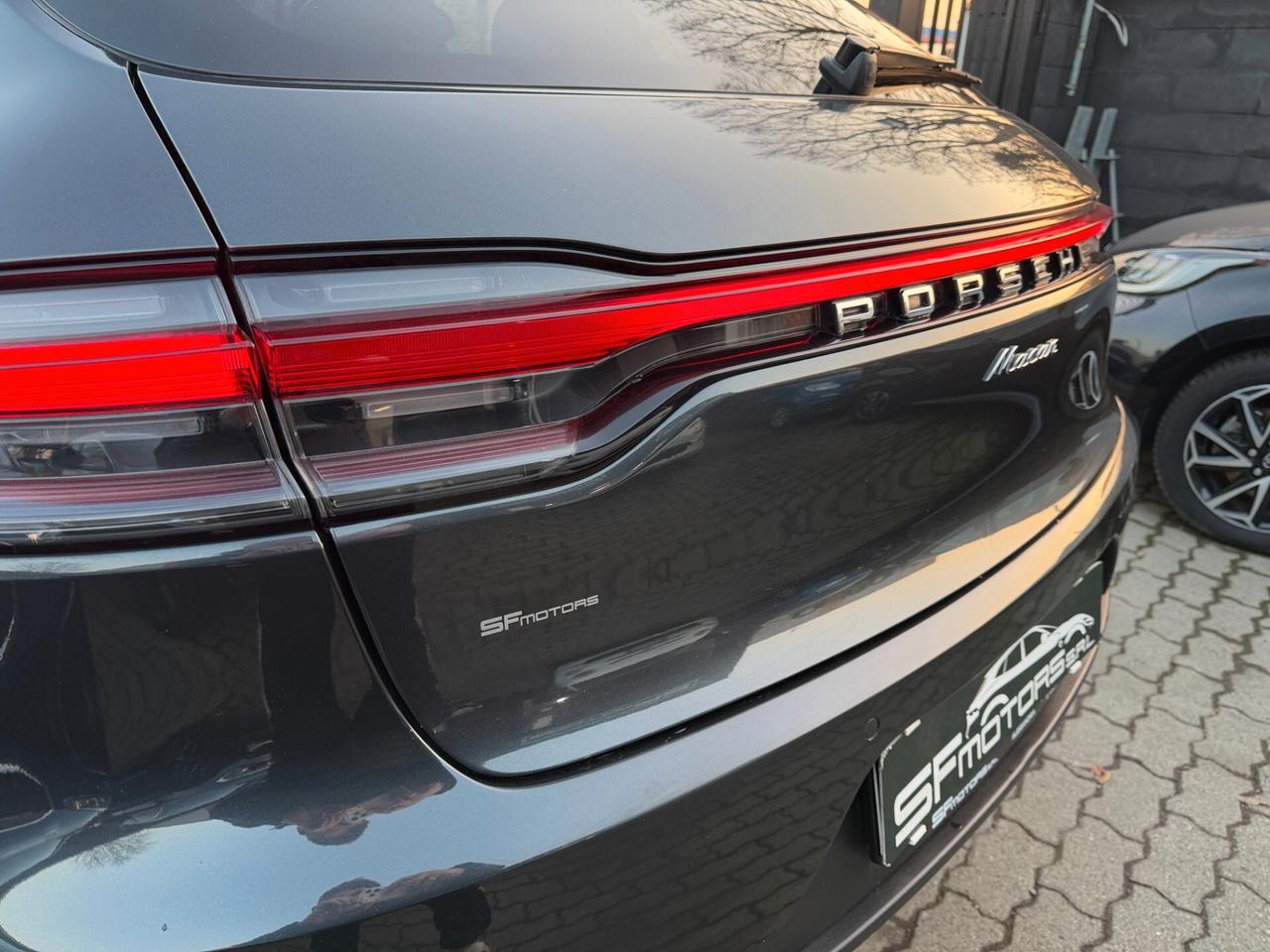Porsche Macan 2.0 Tetto Limited