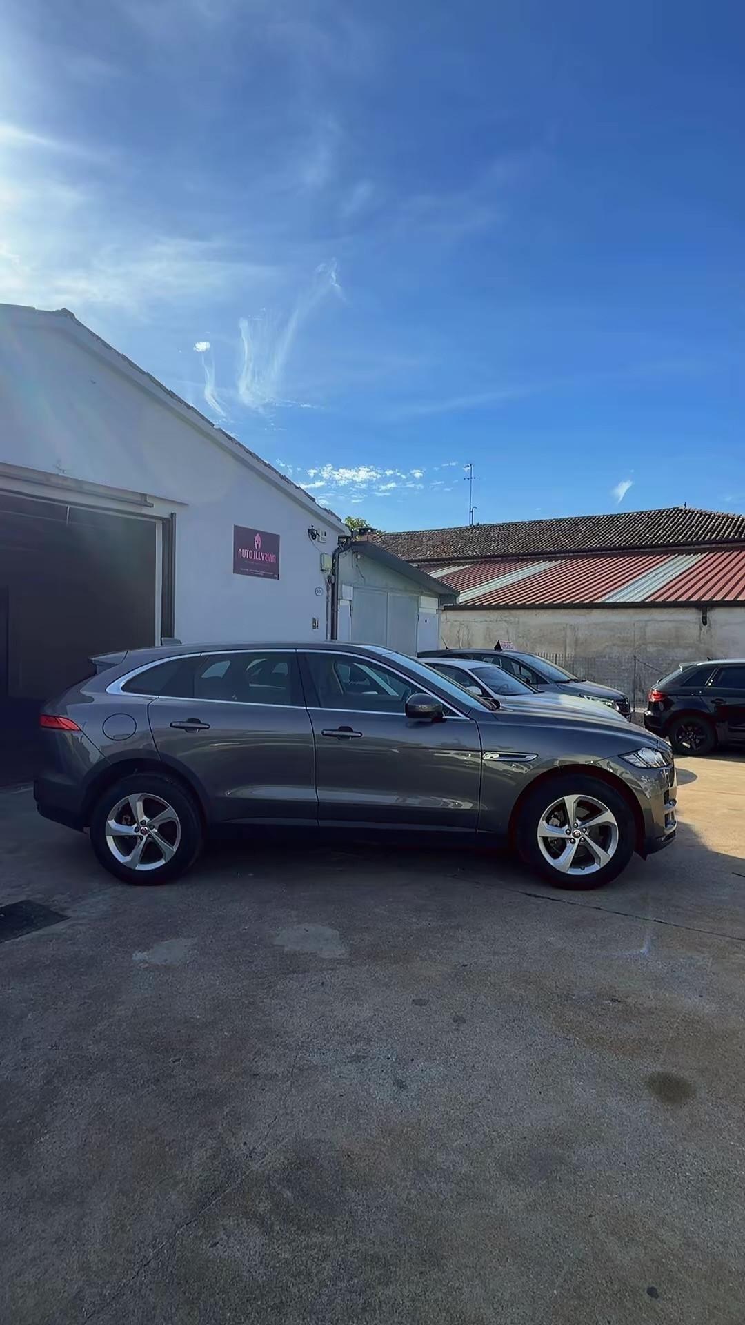 Jaguar F-Pace 2.0 D 180 CV aut. Portfolio
