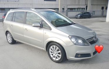 Opel Zafira 1.9 CDTI 120CV Cosmo 7 POSTI