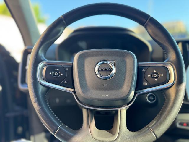 VOLVO XC40 D3 AWD Geartronic R-design