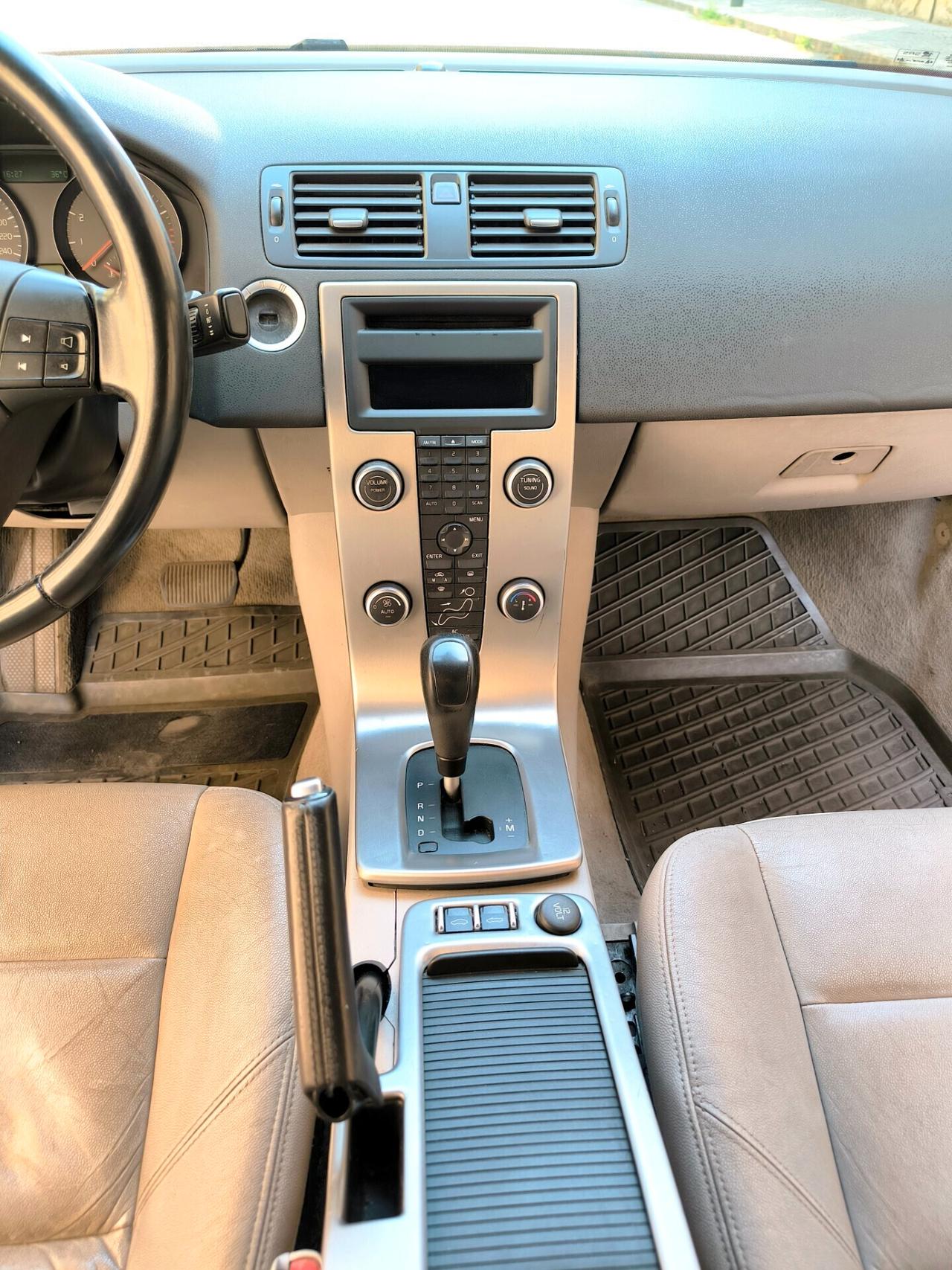 Volvo C70 2.4 20V 140 CV Summum