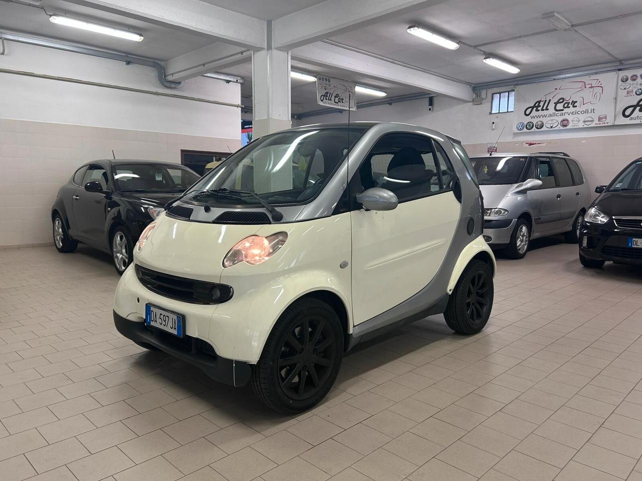Smart ForTwo 700 coupé passion (45 kW)