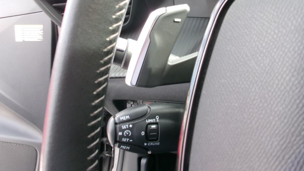 Peugeot 208 5 Porte 1.2 PureTech Allure Pack EAT
