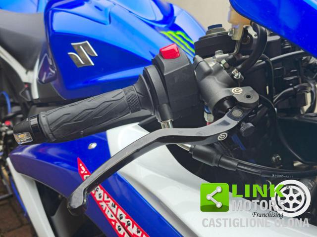 SUZUKI GSX R 750 K8