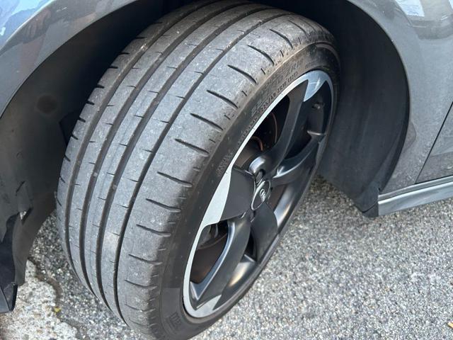 AUDI A3 SPB 1.8 TFSI quattro S tronic edition *S-LINE*