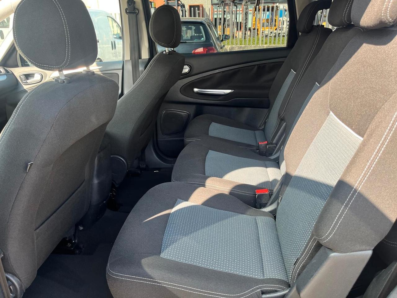 Ford S-Max S-Max+ 2.0 TDCi 163CV DPF