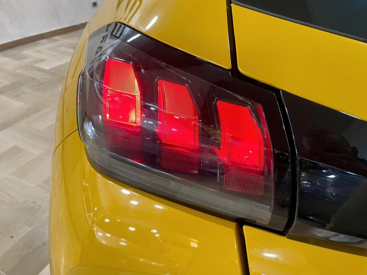 Peugeot 208 PureTech 75 Stop&Start 5 porte Active Plus