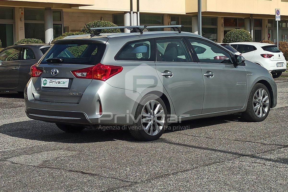 TOYOTA Auris Touring Sports 1.8 Hybrid Active Plus