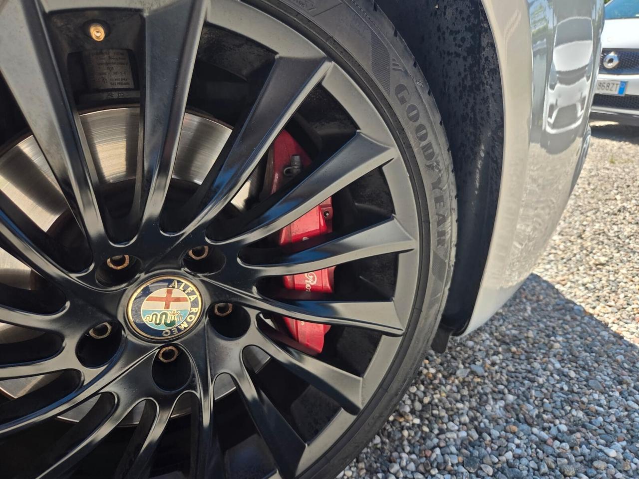 Alfa Romeo Giulietta 1750 Turbo TCT Quadrifoglio Verde