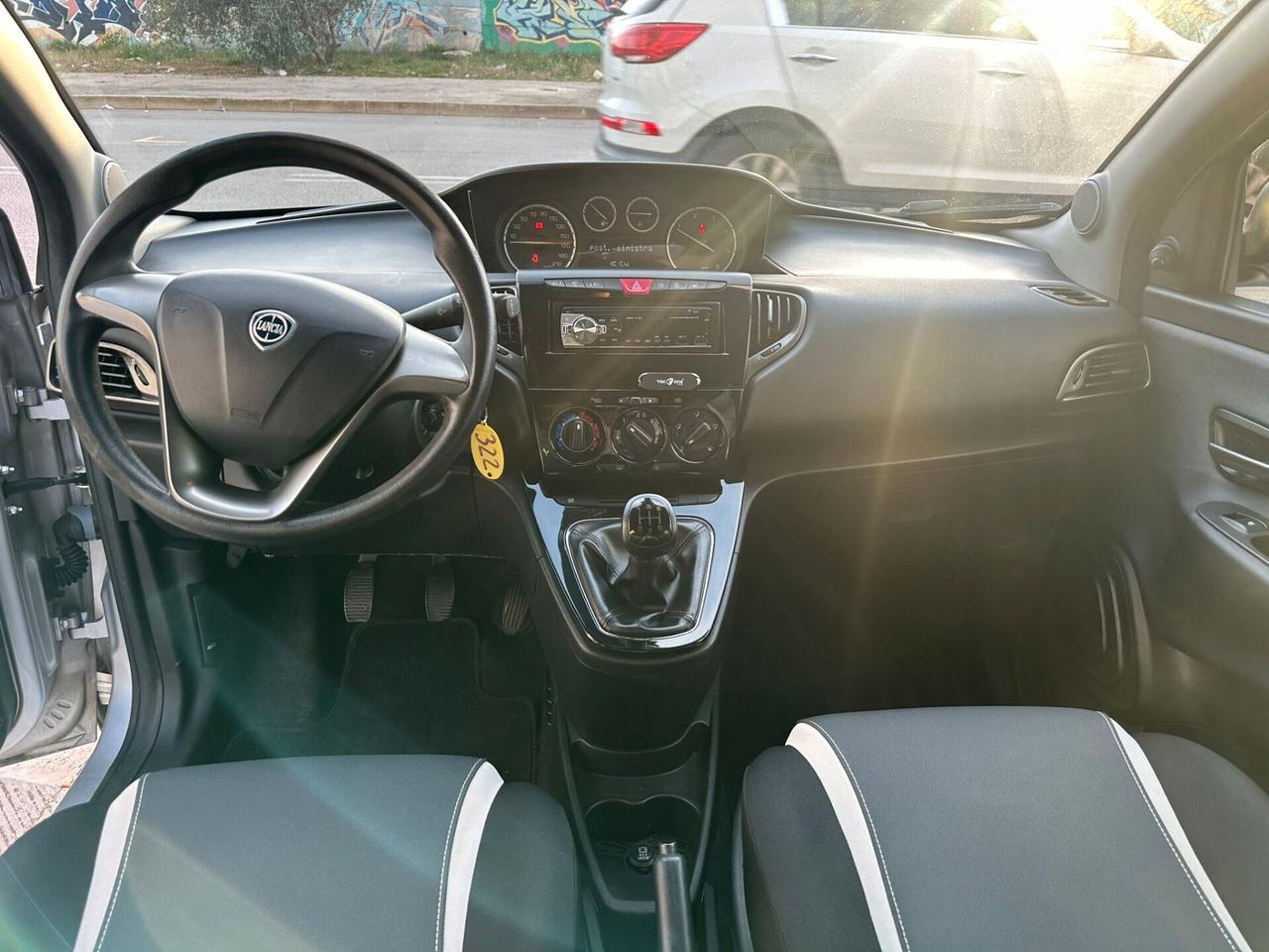 Lancia Ypsilon 1.3 MJT 16V 95 CV 5 porte S&S Elle