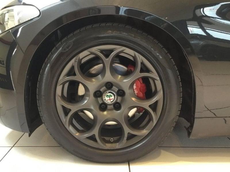 Alfa Romeo Giulia 2.2 Turbo MT6 180CV Super