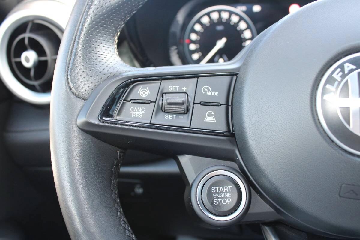 Alfa Romeo Tonale 1.5 hybrid Ti 160cv tct7 Con TELECAMERA POSTERIORE