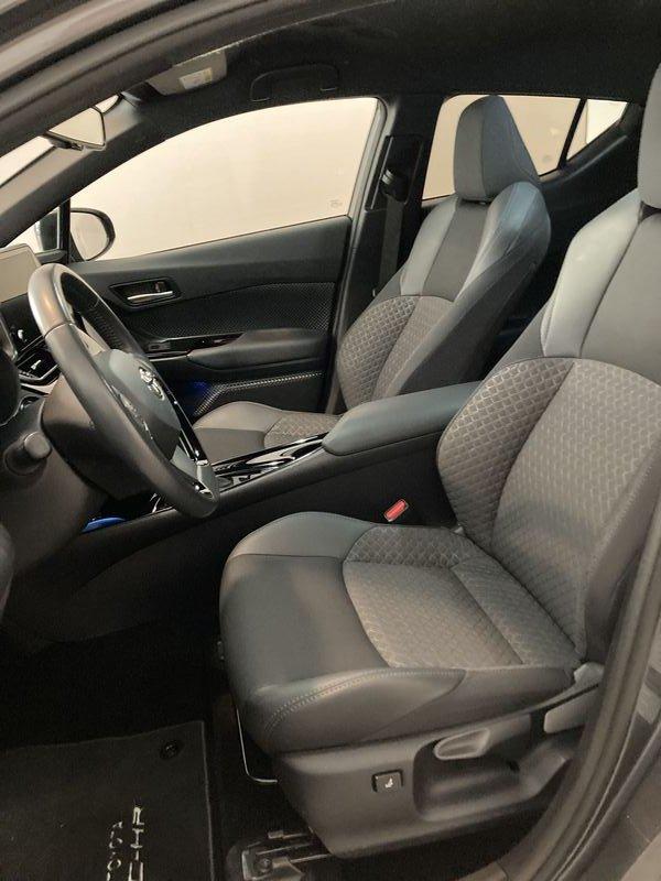 Toyota C-HR 1.8 HV E-CVT Trend
