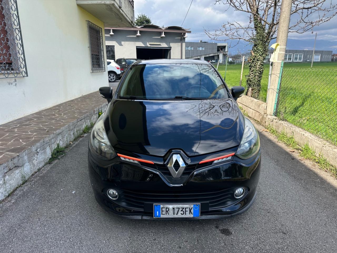 Renault Clio 1.2 75CV 5 porte Wave