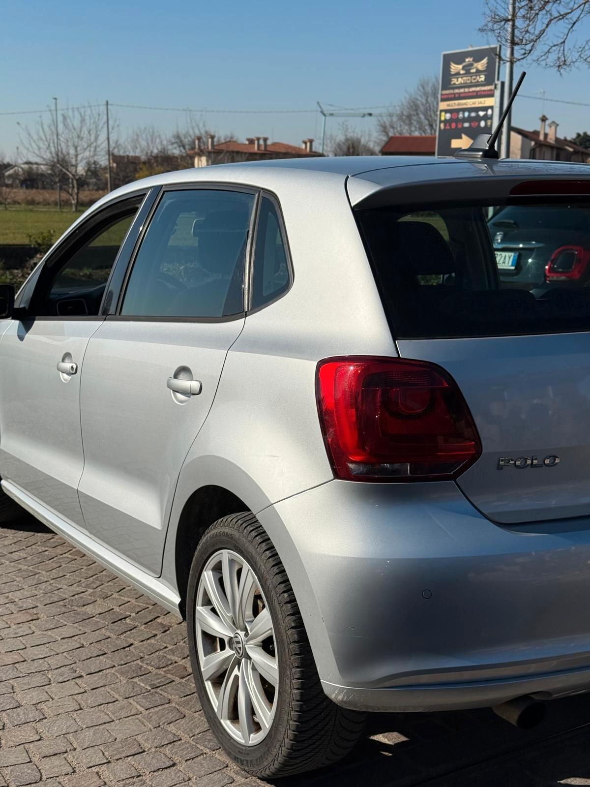 Volkswagen Polo 1.4 5 porte Highline