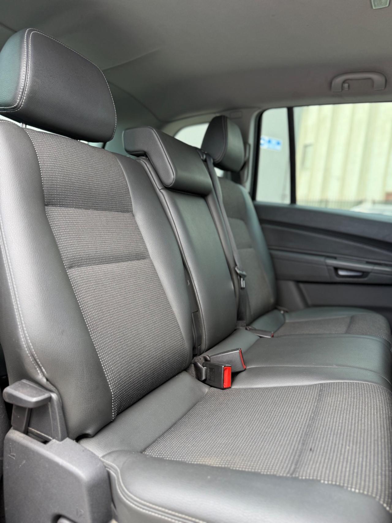 Opel Zafira 1.8 16V VVT Cosmo