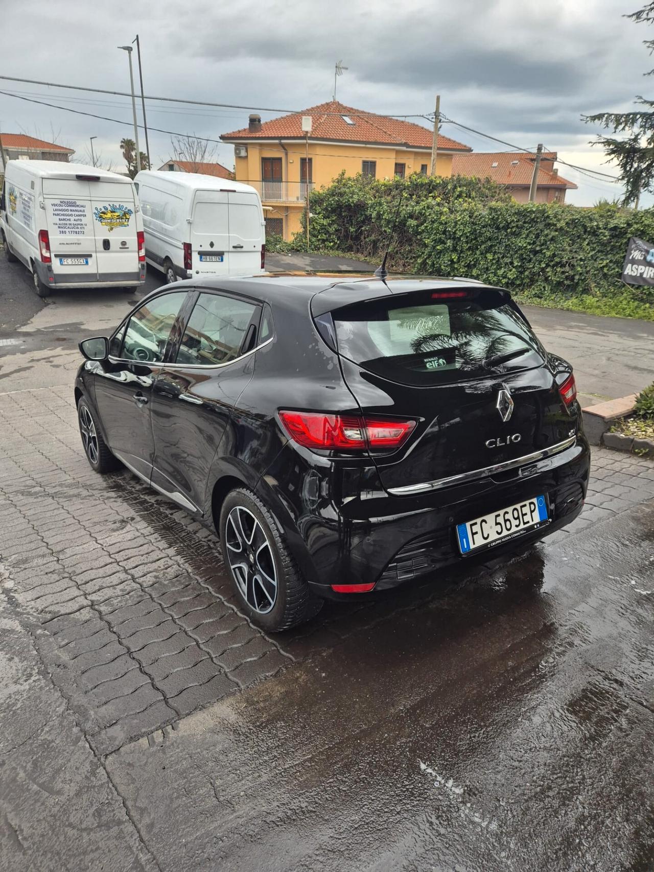 Renault Clio dCi 8V 90CV EDC Start&Stop 5 porte Energy Intens