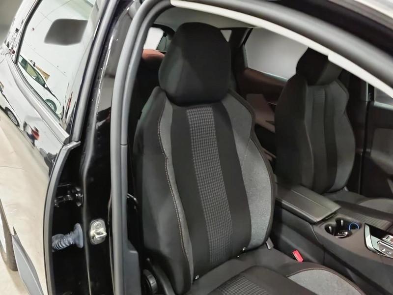 PEUGEOT 3008 BLUEHDI 130 EAT8 SES ACTIVE BUSINESS 5 PORTE SUV