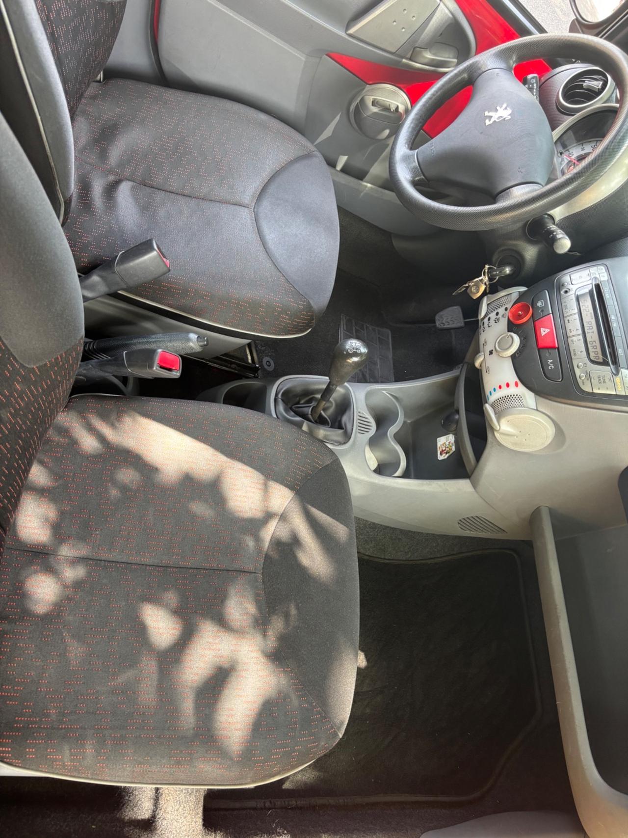 Peugeot 107 1.0 68CV 5p. Active 2012 unico proprietario