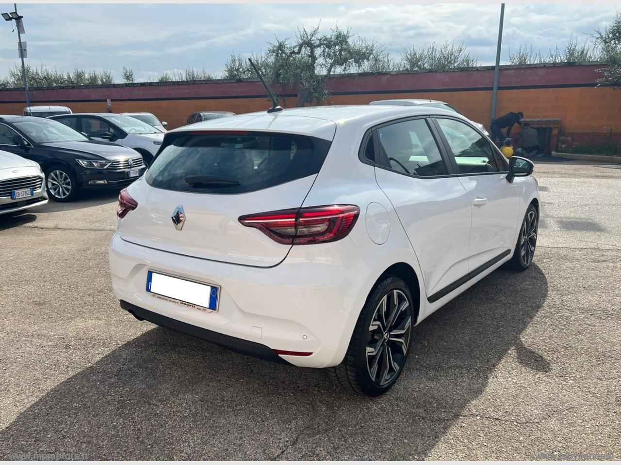 RENAULT CLIO BUSINESS 1.5 DCi 85CV IVA ESPOSTA NEOPATENTATI