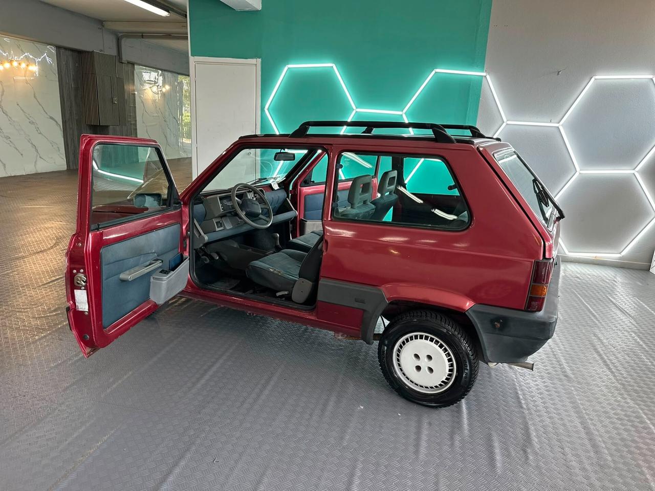 Fiat Panda 900 i.e. cat Jolly
