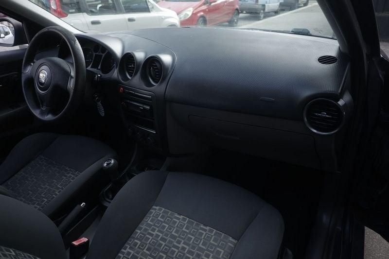 SEAT Ibiza SEAT Ibiza 5p 1.2 12v Stylance c/radio Dual 51KW ANNO 2009