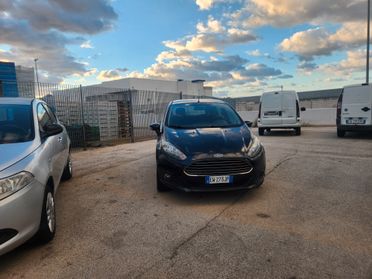 Ford Fiesta 1.4 BENZINA.- GPL