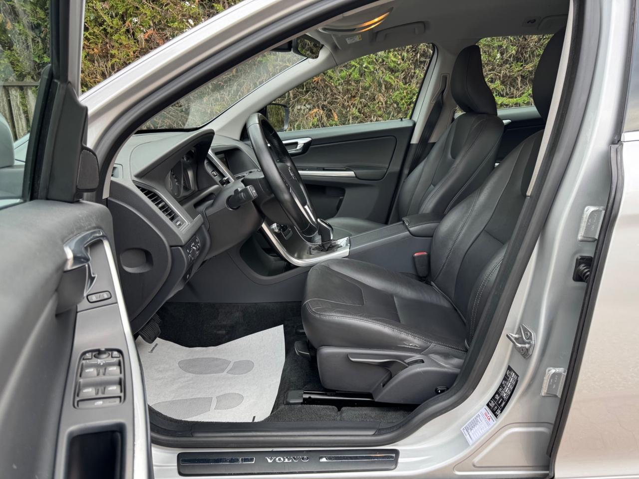 Volvo XC 60 XC60 D4 AWD Momentum