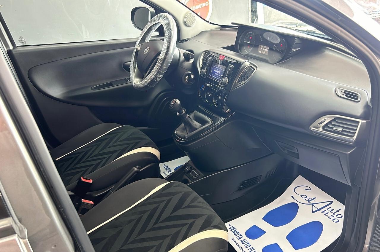 Lancia Ypsilon 1.2 Gpl Ecochic Platinum 11/2016