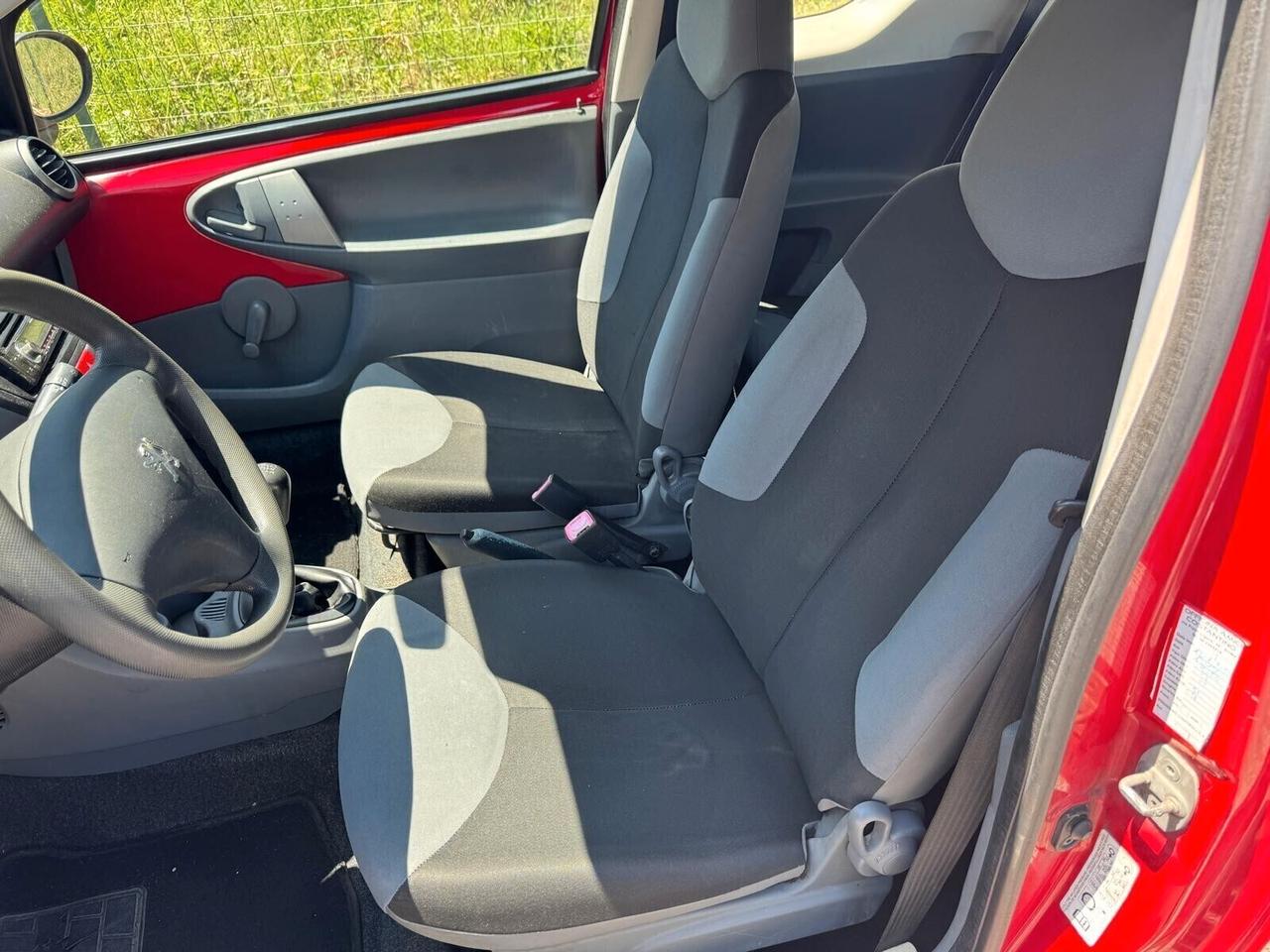 Peugeot 107 1.0 68CV 3p. Plaisir