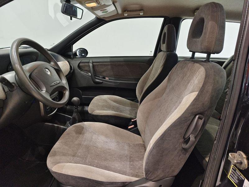 Lancia Y Y 1.2