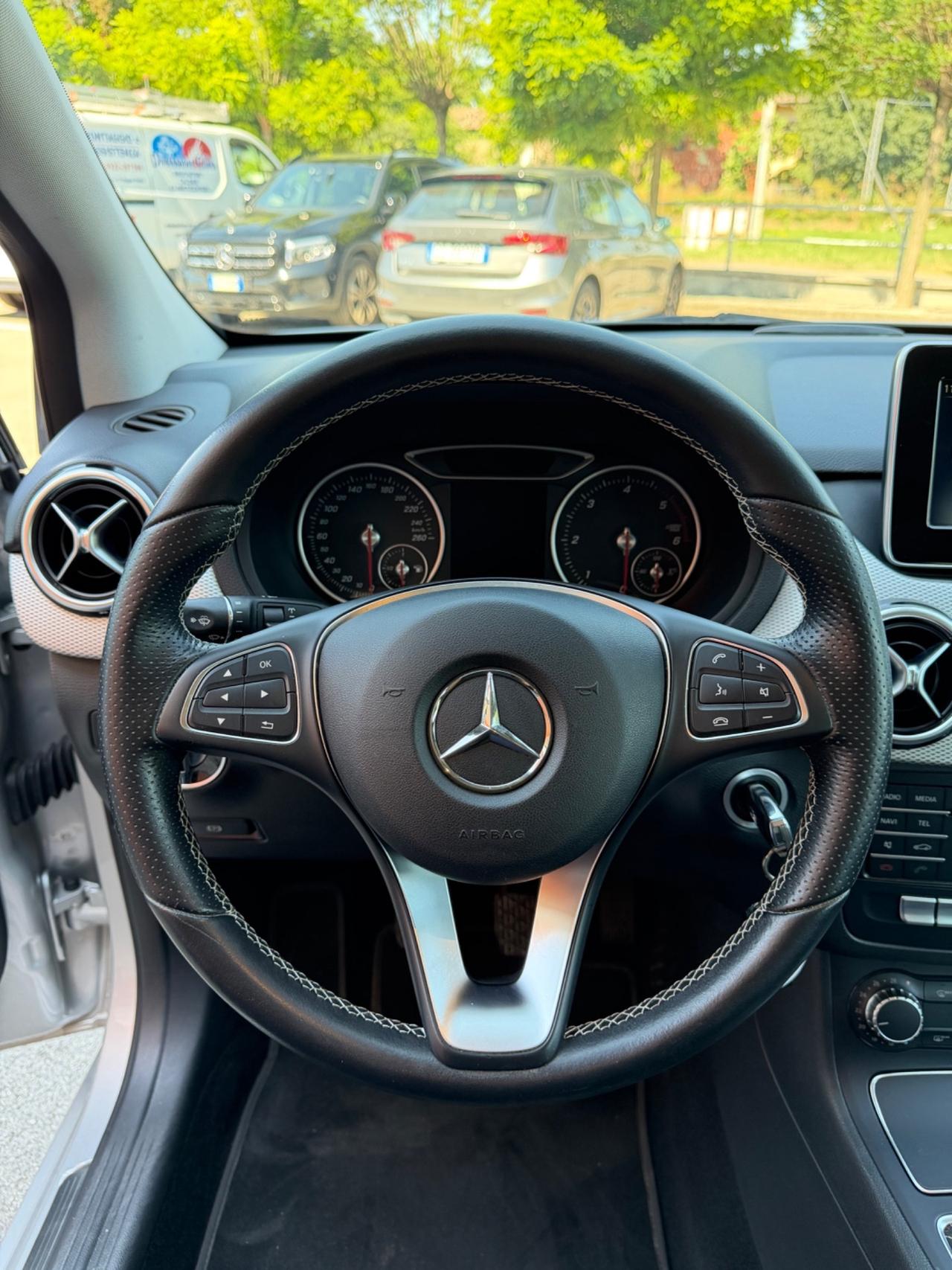 Mercedes-benz B 180 d Sport