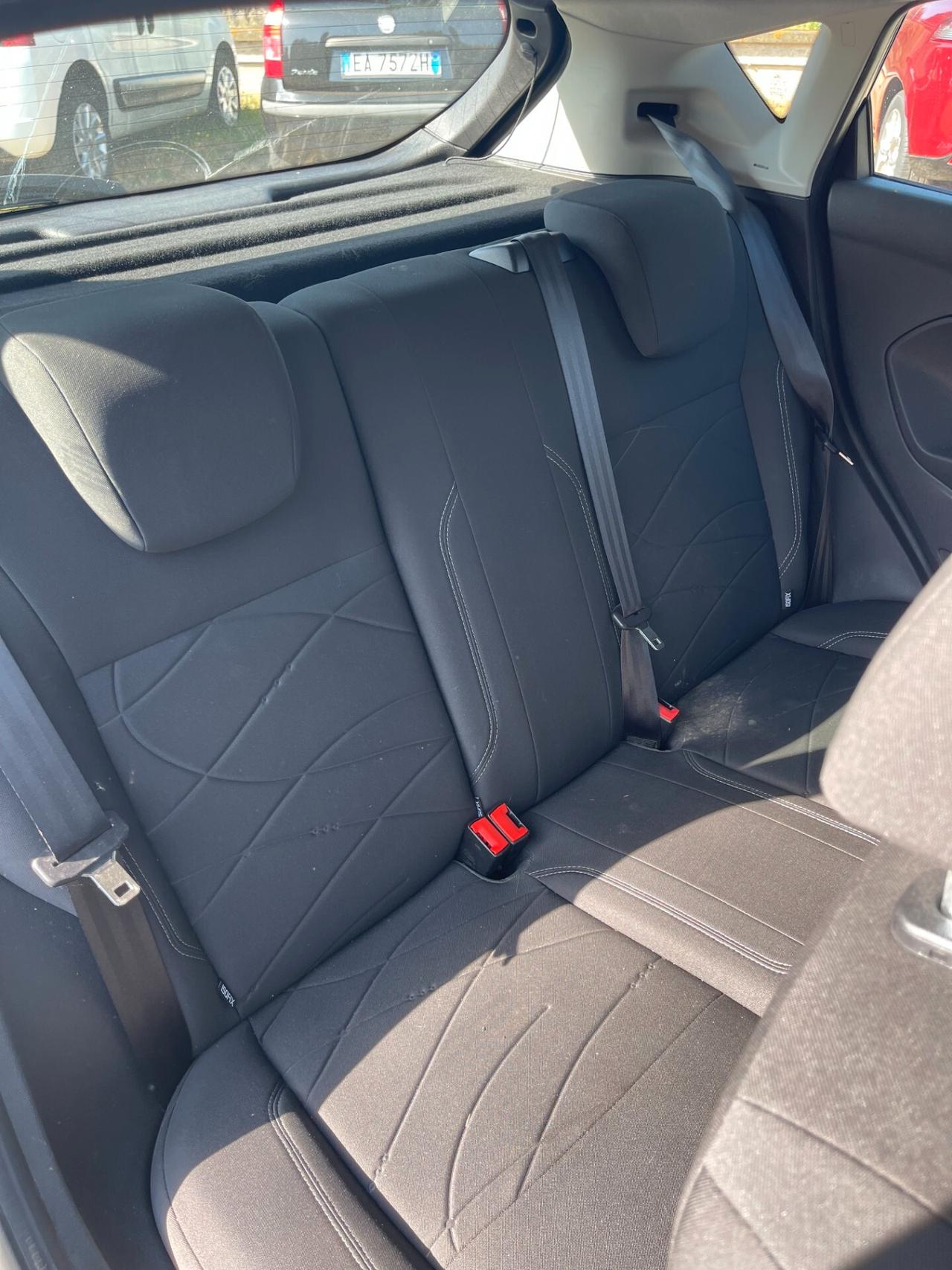 Ford Fiesta 1.2 60CV 5 porte BOLLO ESENTE - CLIMA MULTIFUNZIONE NEO PATENTATI
