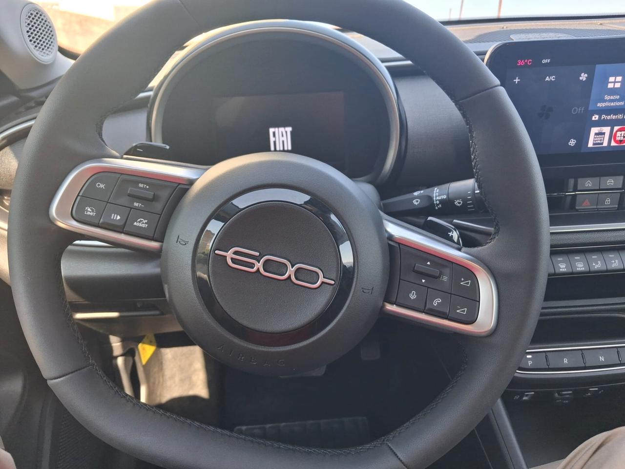 Fiat 600 Hybrid 110 CV DCT MHEV Icon