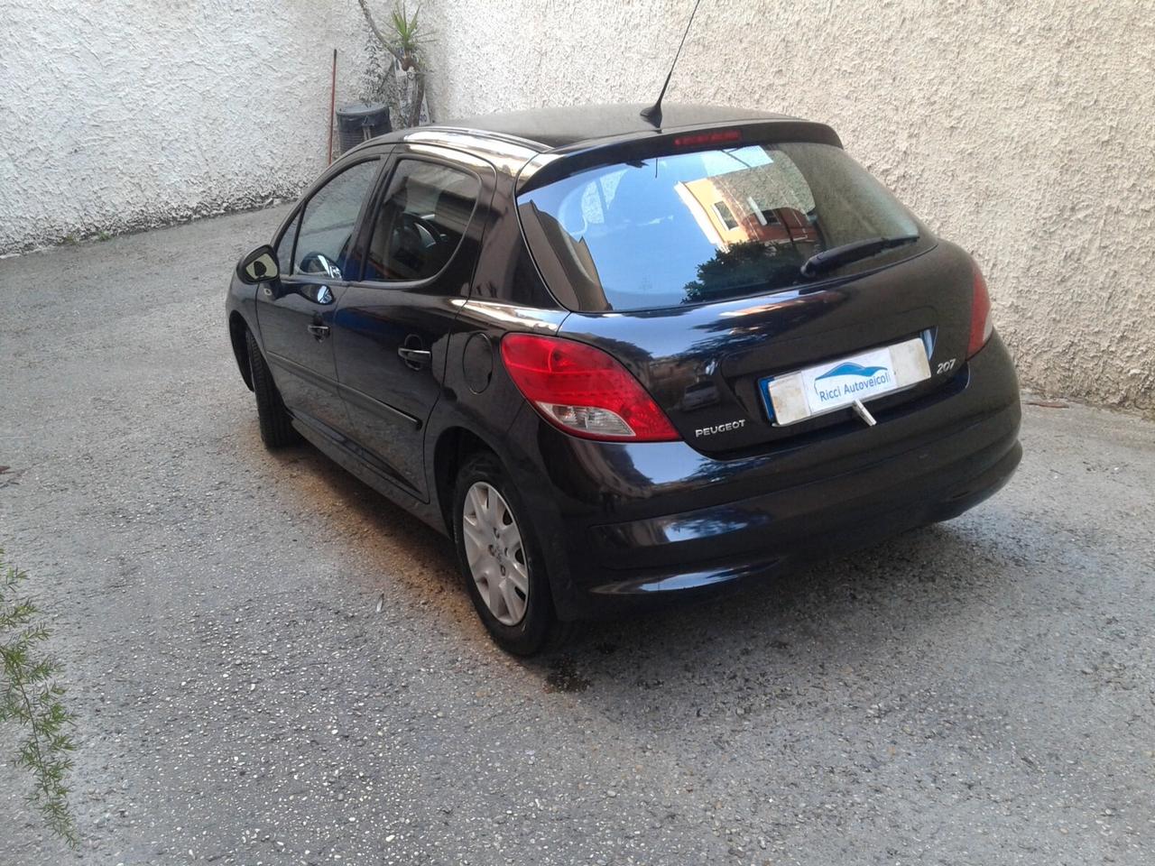 Peugeot 207 1.4 8V 75CV 5p. Energie Sport ECO GPL